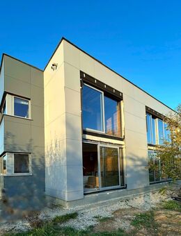 *Wohlfühlcharakter* - Am Brombachsee eine riesige 4-Zim-Whg mit Balkon in 91785 Pleinfeld - Pleinfeld