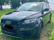 AUDI Q7 W-12 Optik und Top Ausstattung - Solingen (Klingenstadt)