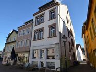 MFH in Merzig Stadt am Kirchplatz - mit Bürofl./Ladenfl. und 2 Wohnungen zu verkaufen - Merzig