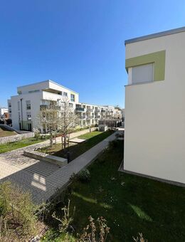 *wir schenken Ihnen den 1. Monat* - helles Penthouseapartment - Rastatt