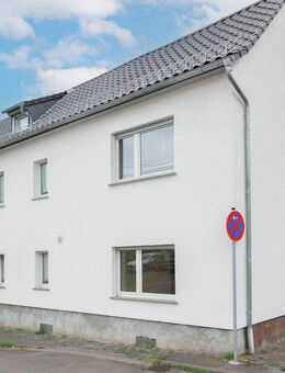 EFH mit überdachtem Innenhof und Scheune / Werkstatt - Flörsheim (Main)