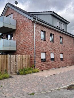 Neubau-Dachgeschosswohnung, Balkon - Borken