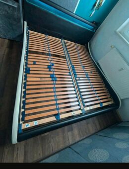 Verkaufe gebrauchtes Schlafzimmer Bett - Aue Zentrum