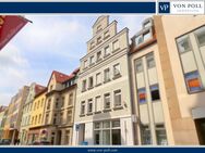 Etagenwohnung mit Fahrstuhl und Einbauküche inmitten der Altstadt Stralsunds - Stralsund