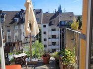 Sehr schöne 3-4 Zimmer Wohnung mit 2 großen Balkonen, Aufzug und Dom-Blick - Köln