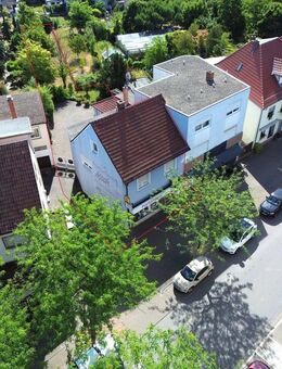 Ortsbekanntes Wohn- und Geschäftshaus im Herzen von Limburgerhof - Limburgerhof