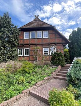 *** Traumhaftes Einfamilienhaus mit Einliegerwohnung und Vollkeller in ruhiger Lage *** - Drage (Niedersachsen)