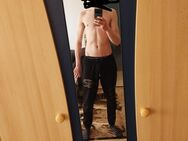 M25 sucht Frau /Frauen besorgt es mir gerne ordentlich hart bis zart auch regelmäßig 🤤😏 ernsthaft - Lübeck