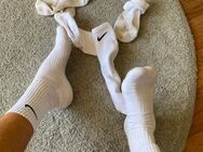 Nike socks - weiss und getragen - Köln