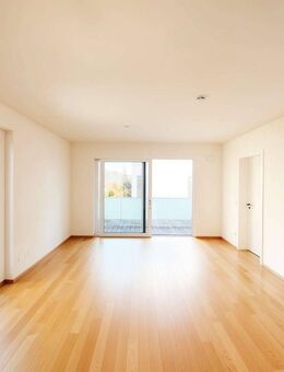 Modernes Wohnen in Planegg: 3 Zimmer mit drei Sonnenterrassen - Planegg