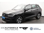 VW Tiguan, 1.5 TSI Move Stand, Jahr 2023 - Wolfsburg