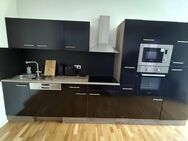 Sanierte 2 Zimmer-Wohnung mit Balkon und Stellplatz - Amberg