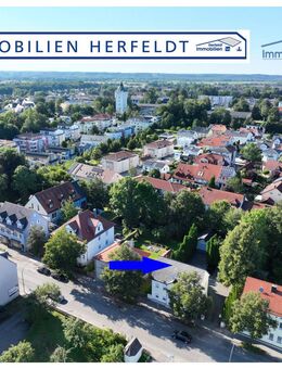 Luxuriöses Familiendomizil mit Doppelgarage und großzügigem Grundstück im eleganten Design - Schwabmünchen