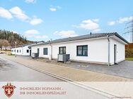 ** Effizienzhaus 40 Bungalow-Doppelhaushälfte mit Garten! ** - Simbach (Inn)