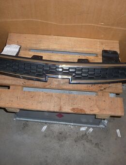 95471004 Kühlergrill oben chrom Chevrolet Orlando J309 - Hannover Vahrenwald-List