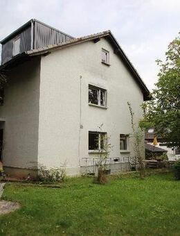 Modernisiertes ZFH mit 3 Wohneinheiten Ausbaureserve im Dachgeschoss erzielbare Miete 30.700 EUR + NK - Lohmar