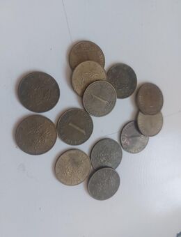 1 Schilling Münzen aus den 1980er Jahren - Neuhaus (Inn)