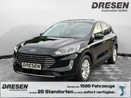 Ford Kuga, Titanium Automatik Mehrzonenklima Ambiente Beleuchtung, Jahr 2020 - Mönchengladbach