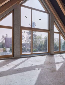 Atemberaubende Dachgeschoss mit drei Balkonen - Glienicke (Nordbahn)