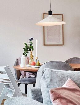 Energetisch auf Neubaustandard: Saniertes Reiheneckhaus mit PV & Wärmepumpe - Erlangen