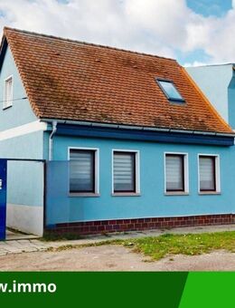 Ohne Käuferprovision! Saniertes Einfamilienhaus mit Einliegerwohnung und großem Grundstück - Köthen (Anhalt)