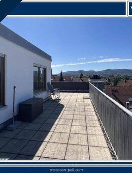 DG-Wohnung mit traumhafter Dachterrasse - Salach