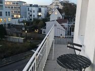 Gemütlich möblierte 1,5- Zimmer-Wohnung mit Balkon/ Vollbad/ Endetage / Internet/ Inklusivmiete 1.300,00 für 1 Person / Monat / 02.01.2025 - Hamburg