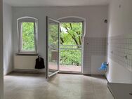 4,5 Zimmer Wohnung mit Balkon in Schweinau - Nürnberg