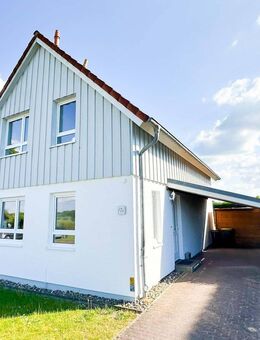 Haus im skandinavischen Stil – trifft auf – idyllische Feldrandlage - Roggendorf