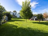 Villa im Bauhausstil direkt am Wiesengrund in Oberasbach / Haus kaufen - Oberasbach