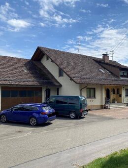Ein Paradies für Naturliebhaber Idyllisch gelegenes Zweifamilienhaus mit landwirtschaftlichem Anwesen - Ostrach