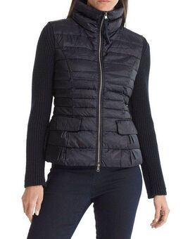 Marc Cain Steppweste "Collection Essential" Premium Damenmode mit dezentem Glanz