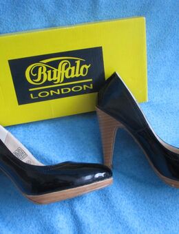 NEUw * Lack- Leder * Imitat * Vegan * High Heels * Plateau * Pumps * Schuhe "Buffalo girl" Gr. 38/ 5 * schwarz * Gothic * - Riedlingen