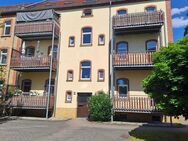 saniert: 2 Zimmer, Balkon, Tageslichtbad mit Wanne, Küche mit Einbauküche! - Leipzig