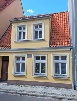 Vom Dichter Hermann Löns bewohnt - Stadthaus (Einzeldenkmal) im Zentrum von Greifswald - Greifswald