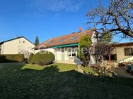 Geräumiges, voll unterkellertes Einfamilienhaus mit Garten und Terrassen in Baiersdorf - Baiersdorf