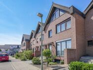 Familienfreundliches Reihenhaus mit Garten, 6 Zimmern & ausgebautem Dachgeschoss auf 4 Ebenen - Hückelhoven