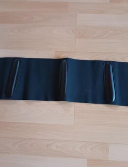 Nierengurt schwarz leicht dehnbar länge ca 83 cm breite ca 20 cm gebraucht - Atting