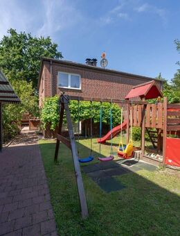 Familienfreundliche Doppelhaushälfte in ruhiger Wohnlage mit Terrasse, Garten, Garage und Carport - Lünen