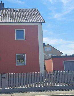 wunderschöne, kernsanierte Doppelhaushälfte in Straubing Kernstadt, von privat - Straubing