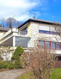 Ruhesitz in repräsentativer Terrassenwohnung *Villenlage* - nur 100 m zum Starnberger See - Starnberg