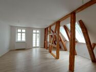 Sanierte 2-Raum-Wohnung im Dachgeschoss - Neustrelitz