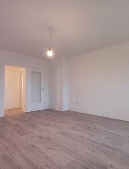 Familienfreundliche 4-Zimmer-Wohnung - Minden (Nordrhein-Westfalen)