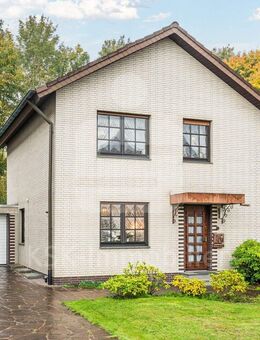 Freistehendes Einfamilienhaus mit Südgrundstück und unverbaubarem Blick! - Hürth