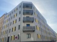 Große Wohnung mit Wohnküche, Balkon und Fußbodenheizung! - Halle (Saale)