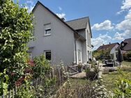 Gute, ruhige Lage, EFH mit 5 Zi, EBK, gr. Terrasse, 1 Garage + 1 Stellplatz, 91452 Wilhermsdorf - Wilhermsdorf