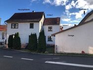 Zweifamilien Haus mit Scheune und Nebengebäuden, großes Grundstück - Bad Salzungen