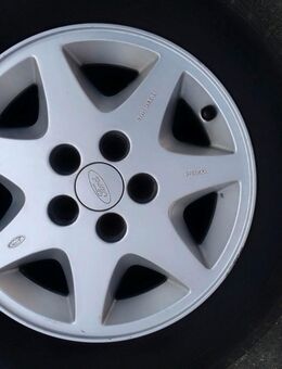 original Ford Scorpio 15 Zoll Alufelgen 195/65 082 - Kirchlauter