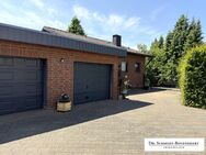 Gepflegtes Einfamilienhaus mit Doppelgarage, Photovoltaikanlage und ca. 1.389 m² großen Grundstück! - Wied