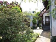 Grosses Einfamilienhaus mit Garage, riesigem Garten und SUPER RENDITE - Tostedt